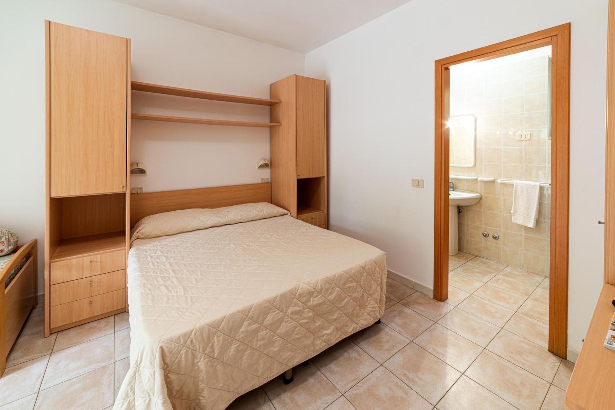 Villaggio Camping Spiaggia Lunga Vieste Exterior photo