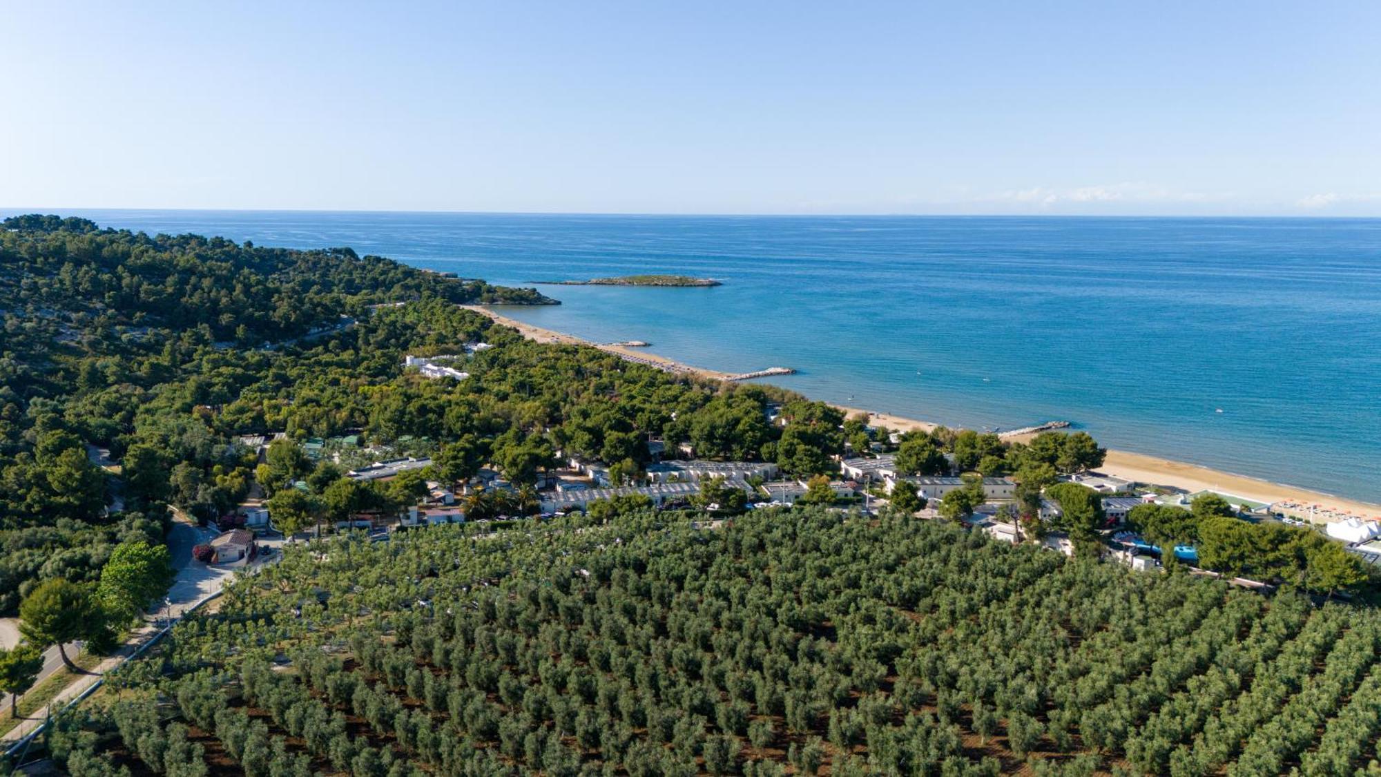 Villaggio Camping Spiaggia Lunga Vieste Exterior photo