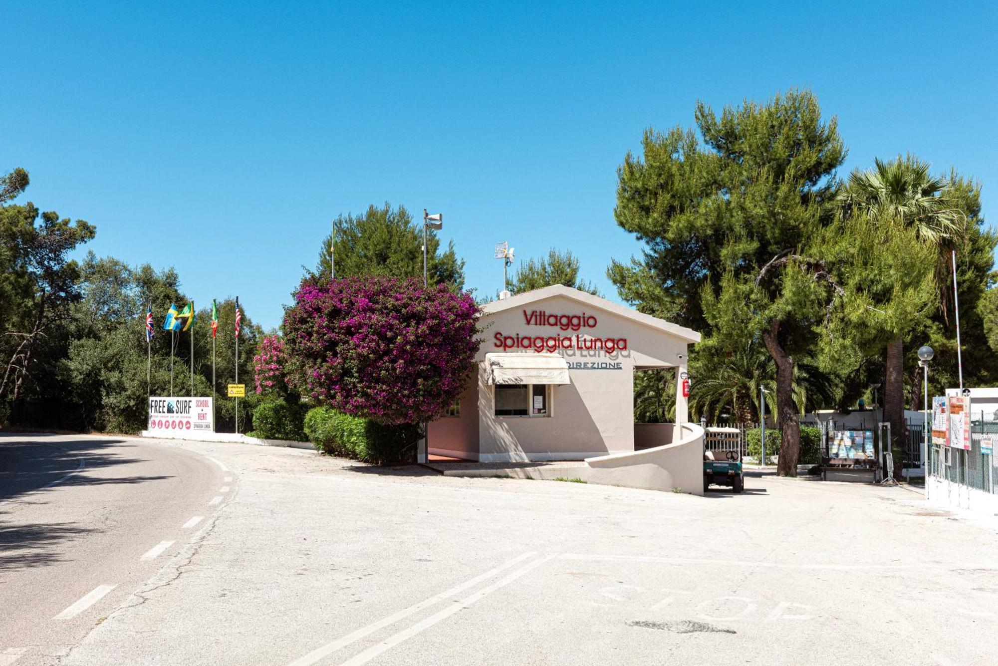 Villaggio Camping Spiaggia Lunga Vieste Exterior photo